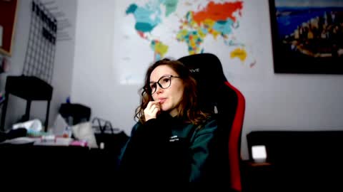 Snapshot of evesib chatting on 13, 4, 2026 Goddes 1 online show from 13, 4, 2026