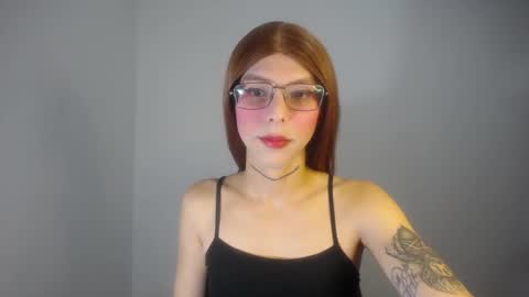 Snapshot of evi_kitty chatting on 2, 12, 2024 Evi online show from 2, 12, 2024