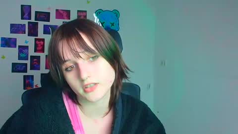 Evie online show from 22, 12, 2025