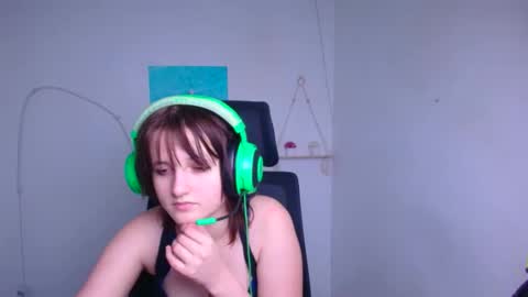 Evie online show from 12, 1, 2026