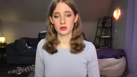 Evie3 online show from 23, 2, 2025