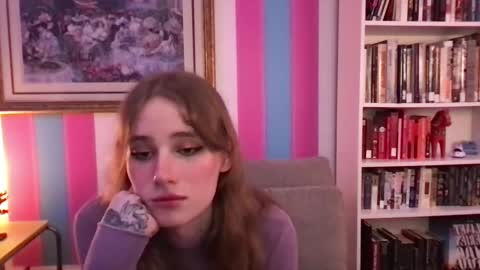 Evie3 online show from 12, 9, 2025