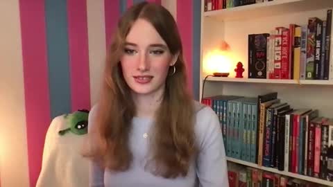 Evie3 online show from 6, 11, 2025