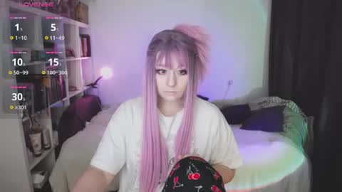 Snapshot of eviecuster chatting on 8, 7, 2026 Im gonna be on in 2 hours online show from 8, 7, 2026