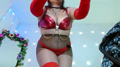 Snapshot of evolethmontenegros chatting on 16, 12, 2024 Evoleth online show from 16, 12, 2024