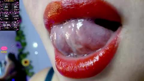 Snapshot of evolethmontenegros chatting on 20, 12, 2024 Evoleth online show from 20, 12, 2024