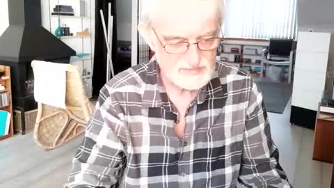 Snapshot of ewaldwillems99 chatting on 19, 2, 2026 Naaktloper online show from 19, 2, 2026