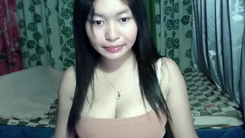 excotic_mia online show from 13, 5, 2026
