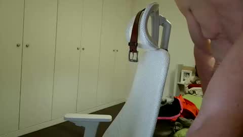 Snapshot of exhibapoil chatting on 9, 6, 2026 exhibapoil online show from 9, 6, 2026