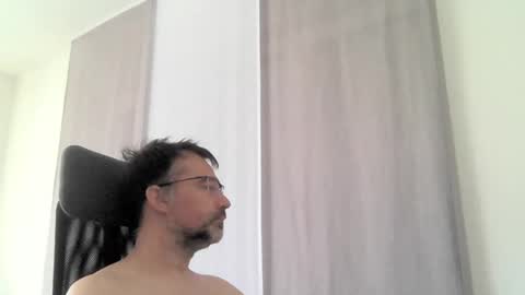 Snapshot of exhibit77 chatting on 16, 6, 2026 exhibit77 online show from 16, 6, 2026