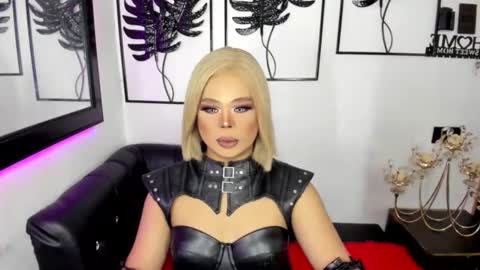 Snapshot of exotic_lindsay chatting on 25, 5, 2026 Lindsay online show from 25, 5, 2026