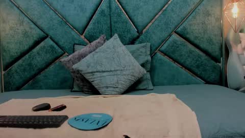 Adriana  online show from 20, 11, 2025