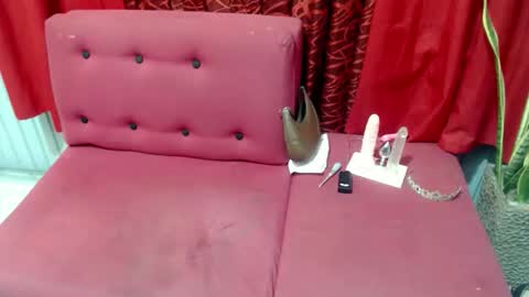 Breanna online show from 19, 4, 2026