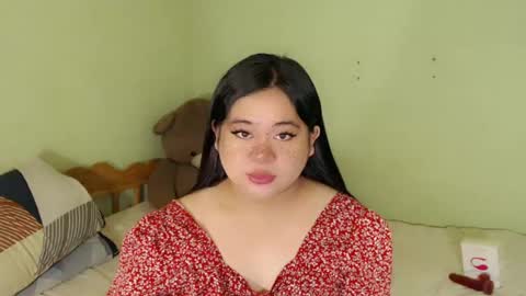 Snapshot of exoticpinayx chatting on 28, 6, 2026 SHANTAL MARIE online show from 28, 6, 2026