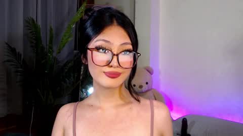 Snapshot of expensive_candyx chatting on 3, 12, 2024 Candy  online show from 3, 12, 2024