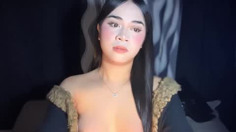 Snapshot of expensivets_chloe chatting on 24, 9, 2025 chloee online show from 24, 9, 2025