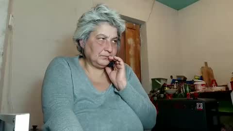 Snapshot of exquisitemature chatting on 5, 3, 2025 ExquisiteMature online show from 5, 3, 2025