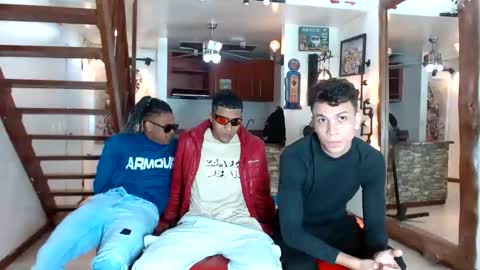 Snapshot of extrangers chatting on 8, 12, 2024 extrangers online show from 8, 12, 2024