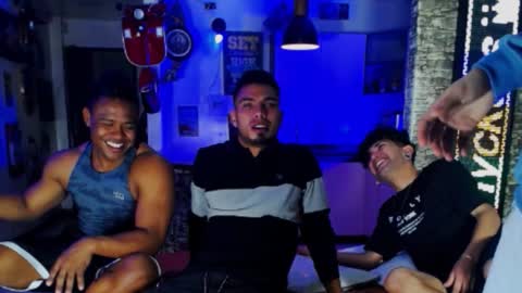 Snapshot of extrangers chatting on 21, 12, 2024 extrangers online show from 21, 12, 2024