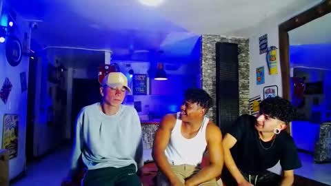 Snapshot of extrangers chatting on 4, 1, 2025 extrangers online show from 4, 1, 2025