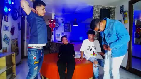 Snapshot of extrangers chatting on 9, 1, 2025 extrangers online show from 9, 1, 2025