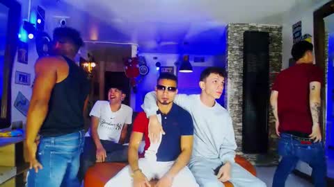 Snapshot of extrangers chatting on 11, 1, 2025 extrangers online show from 11, 1, 2025