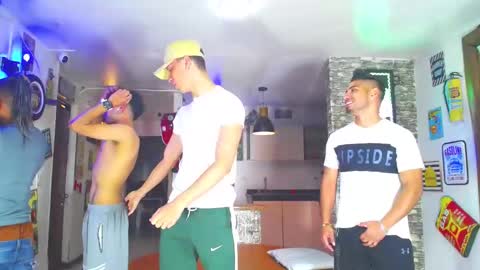 Snapshot of extrangers chatting on 2, 2, 2025 extrangers online show from 2, 2, 2025