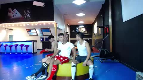 Snapshot of extrangers chatting on 14, 2, 2025 extrangers online show from 14, 2, 2025