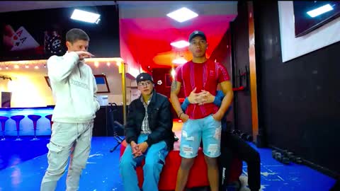 Snapshot of extrangers chatting on 13, 9, 2025 extrangers online show from 13, 9, 2025