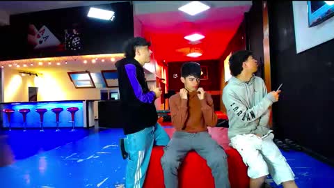 Snapshot of extrangers chatting on 11, 10, 2025 extrangers online show from 11, 10, 2025