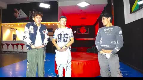 Snapshot of extrangers chatting on 7, 11, 2025 extrangers online show from 7, 11, 2025