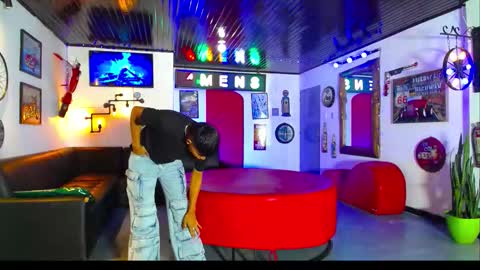 Snapshot of extrangers chatting on 28, 11, 2025 extrangers online show from 28, 11, 2025