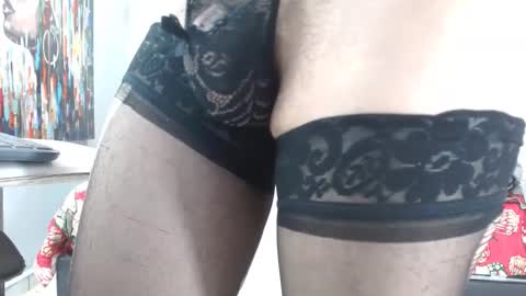 extrella_latina22 online show from 8, 12, 2024