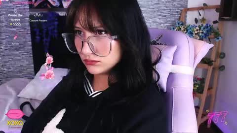 Snapshot of eyesmoon7710 chatting on 5, 6, 2026 eyes moon online show from 5, 6, 2026