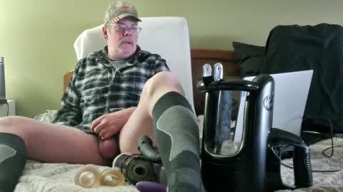 Eyeswideshut63 online show from 31, 12, 2024