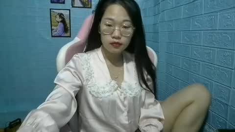 Snapshot of eyewet chatting on 6, 7, 2026 Eye online show from 6, 7, 2026