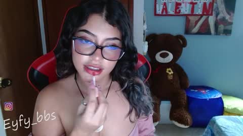 Nadia online show from 27, 2, 2025