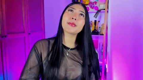 Snapshot of eymy_hadid_ chatting on 24, 9, 2025 Emily online show from 24, 9, 2025