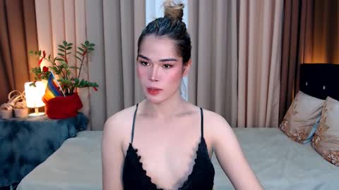 Snapshot of ezrahollywood chatting on 26, 12, 2024 UR SWEET EZRA online show from 26, 12, 2024