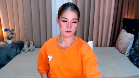 Snapshot of ezrahollywood chatting on 7, 1, 2025 UR SWEET EZRA online show from 7, 1, 2025