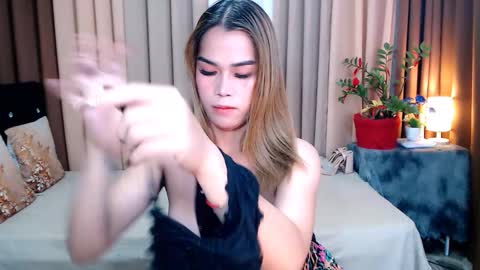 Snapshot of ezrahollywood chatting on 12, 1, 2025 UR SWEET EZRA online show from 12, 1, 2025