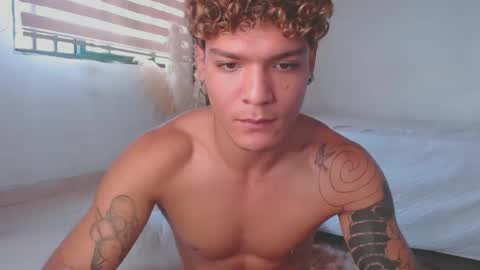 Snapshot of fabrizio_amery chatting on 10, 1, 2025 - A N D E R online show from 10, 1, 2025