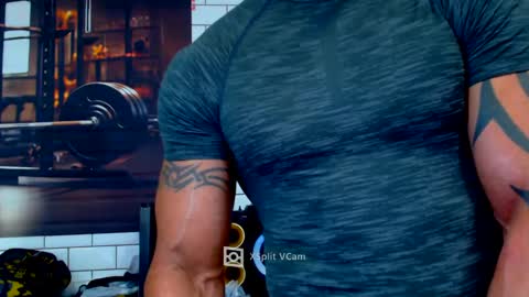 Snapshot of fabxxxl chatting on 27, 12, 2024 fabxxxl online show from 27, 12, 2024