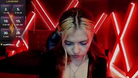 Snapshot of fabzy_fab chatting on 20, 6, 2026 fabzy online show from 20, 6, 2026