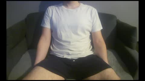 Snapshot of facelessescape chatting on 8, 6, 2026 FacelessEscape online show from 8, 6, 2026