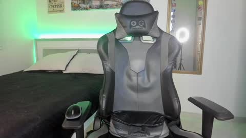 faceofbabyyy online show from 23, 1, 2025