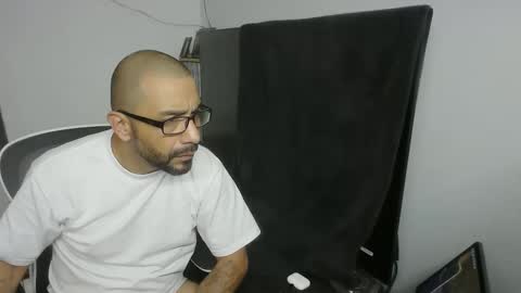 Mark online show from 1, 6, 2026