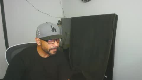 Snapshot of faded805 chatting on 14, 6, 2026 Mark online show from 14, 6, 2026