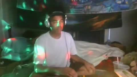 fadeyisteven32 online show from 15, 6, 2026