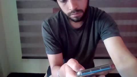 Snapshot of failthetest22 chatting on 8, 11, 2025 failthetest22 online show from 8, 11, 2025